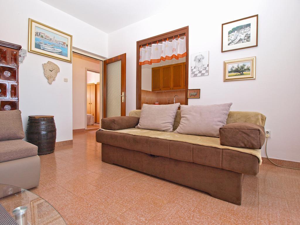 Apartment Snezana 1200 Fazana Exterior photo