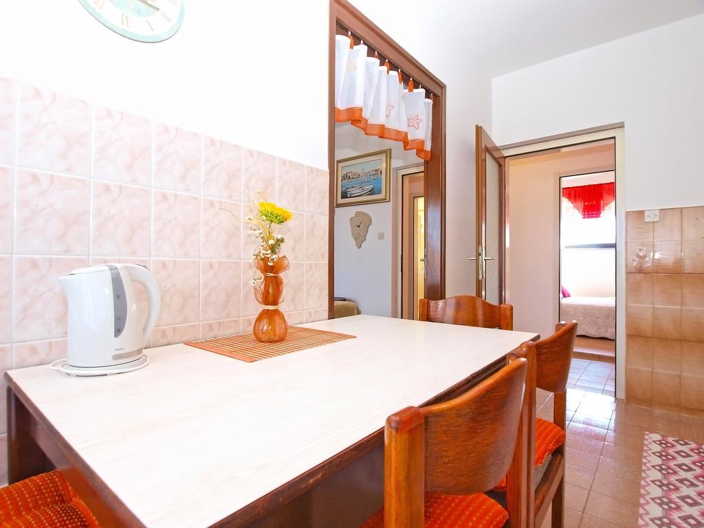 Apartment Snezana 1200 Fazana Exterior photo