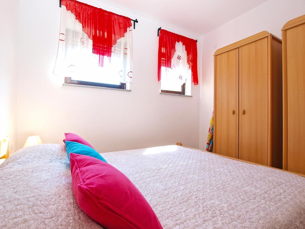Apartment Snezana 1200 Fazana Exterior photo